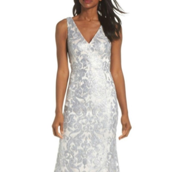 Silver and light pink sheath dress - Picture 1 of 4